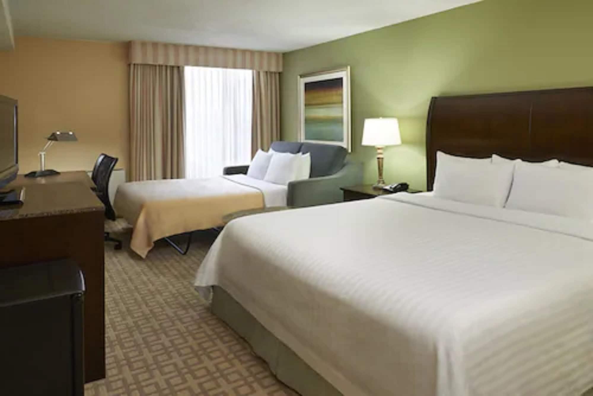 โฮเทล คาร์ลิงวิว โตรอนโต แอร์พอร์ต Hotel มิสซิสซอกา ภายนอก รูปภาพ